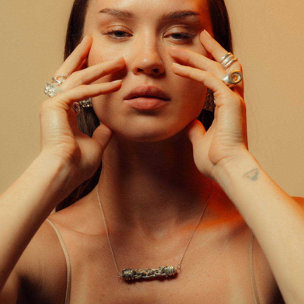 Collar Nudo