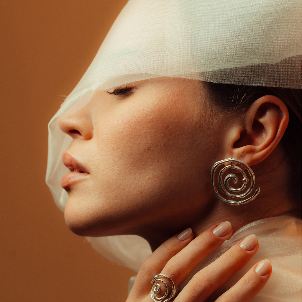 Aretes Presencia